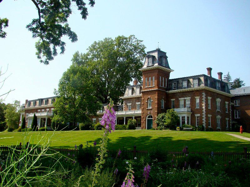 The Oneida Mansion House